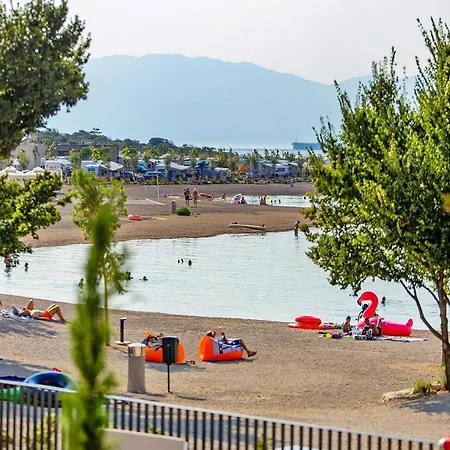 Mobile In By Pusca Bay *